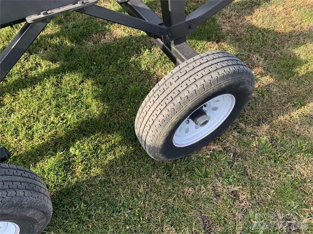 Demco STD42 Ремаркета за зърно / силаж
