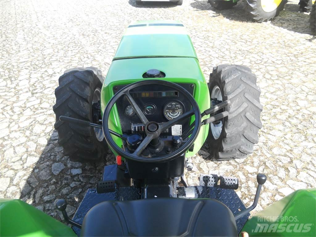 Deutz DX3700 Трактори
