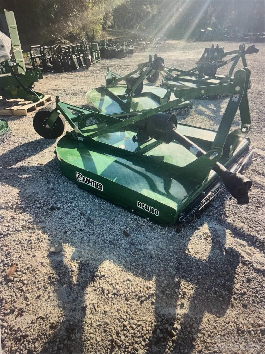 Frontier RC4060 Резачки за бали, резачки и машини за отмотаване на бали