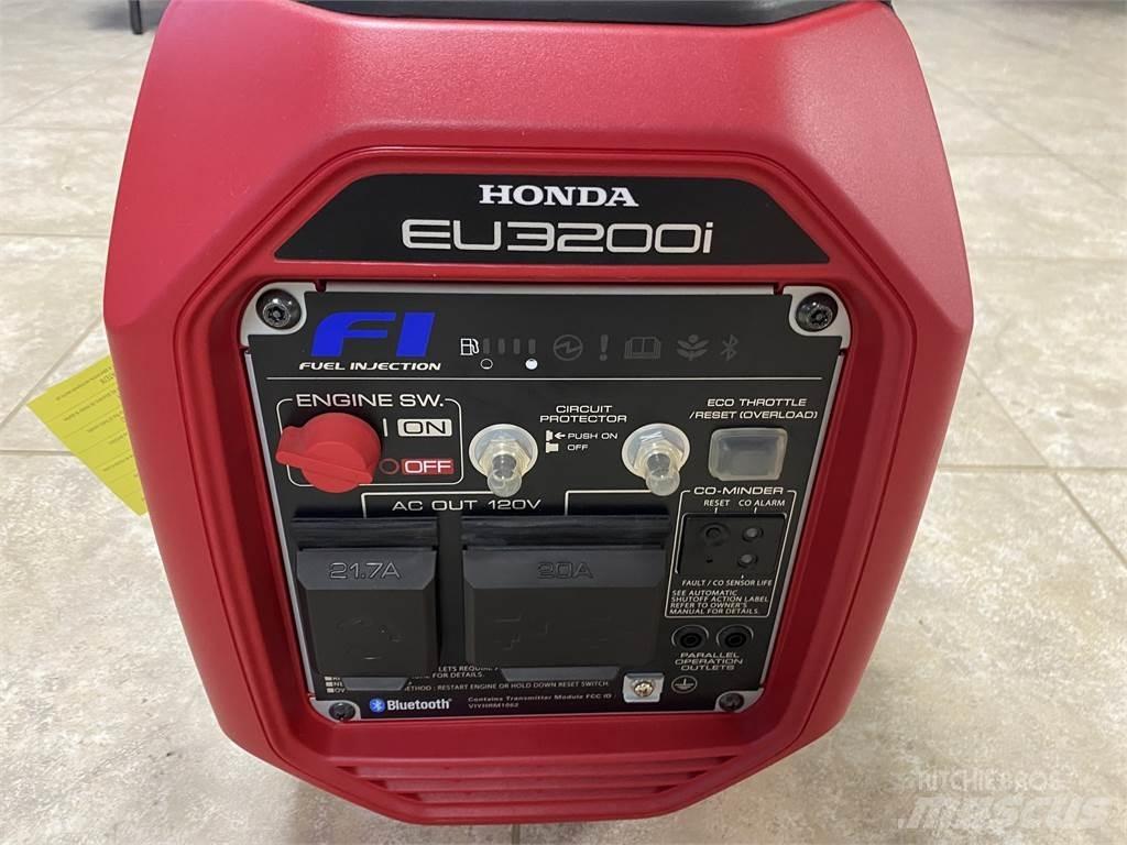 Honda EU3200I Осветителни кули