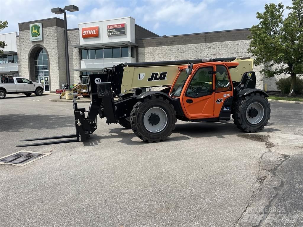 JLG 1055 Телескопични товарачи