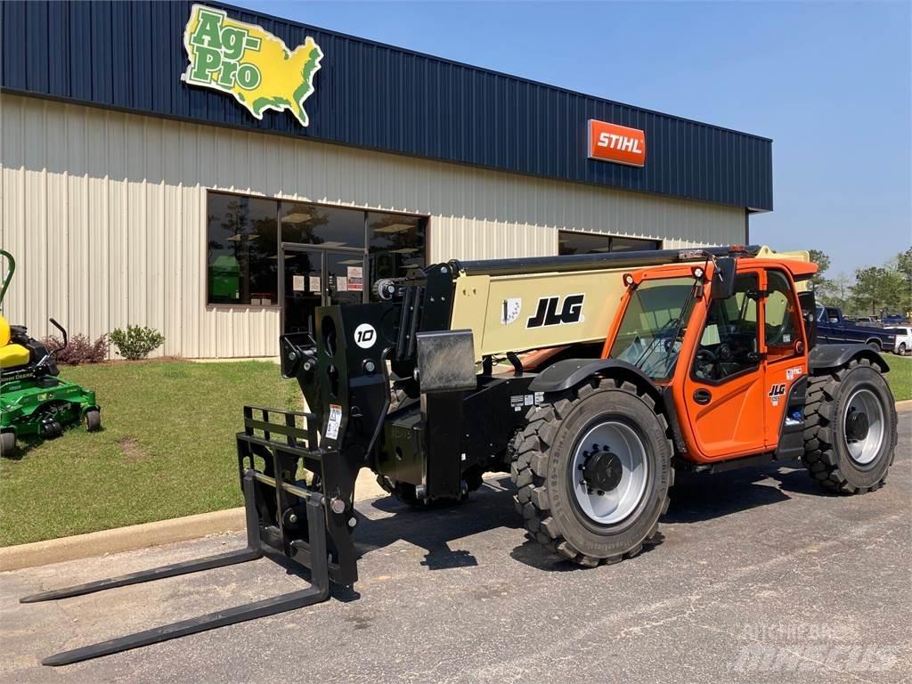 JLG 1055 Телескопични товарачи