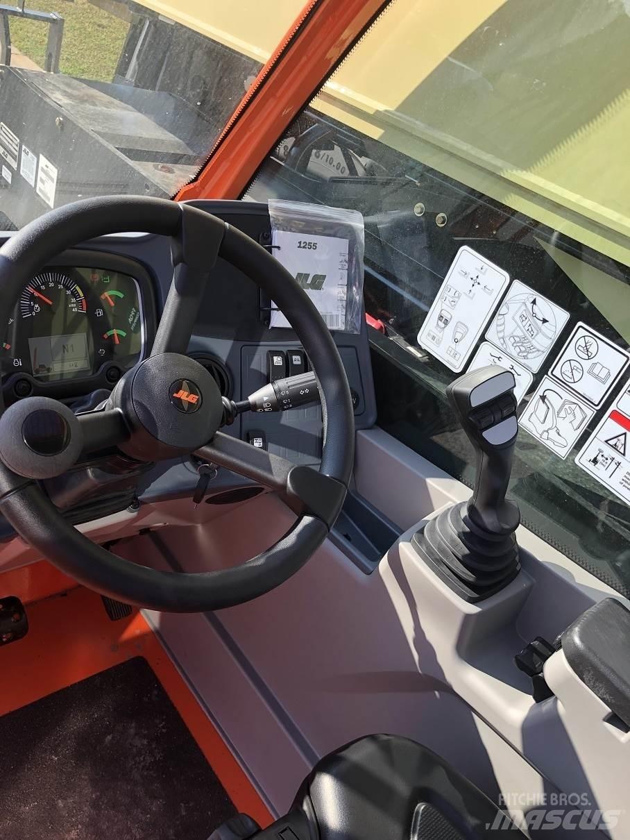 JLG 1255 Телескопични товарачи