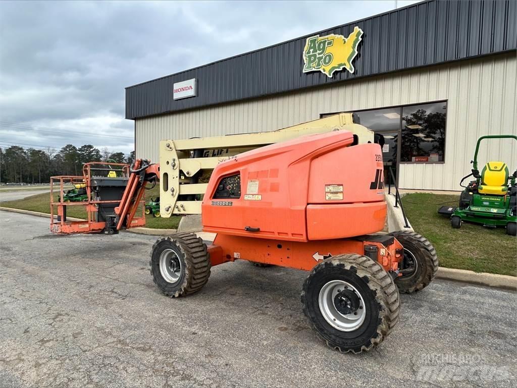 JLG 450AJ Други кранове/вишки