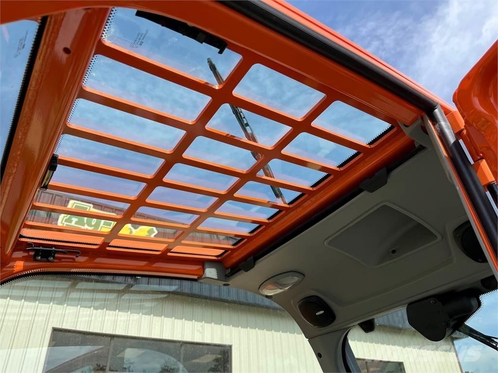JLG 823 Телескопични товарачи