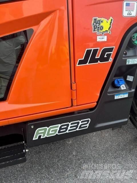 JLG AG832 Телескопични товарачи