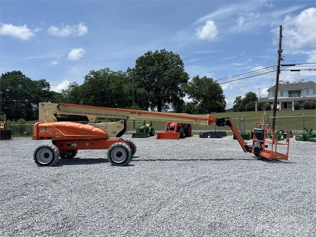 JLG E600JP Други кранове/вишки