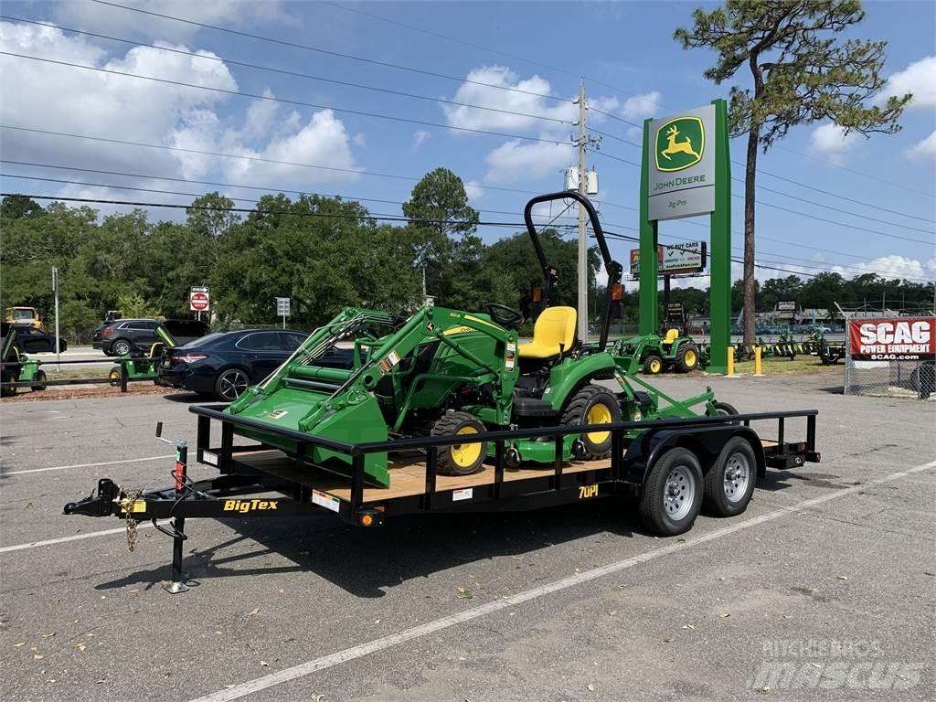 John Deere 1023E Компактни трактори