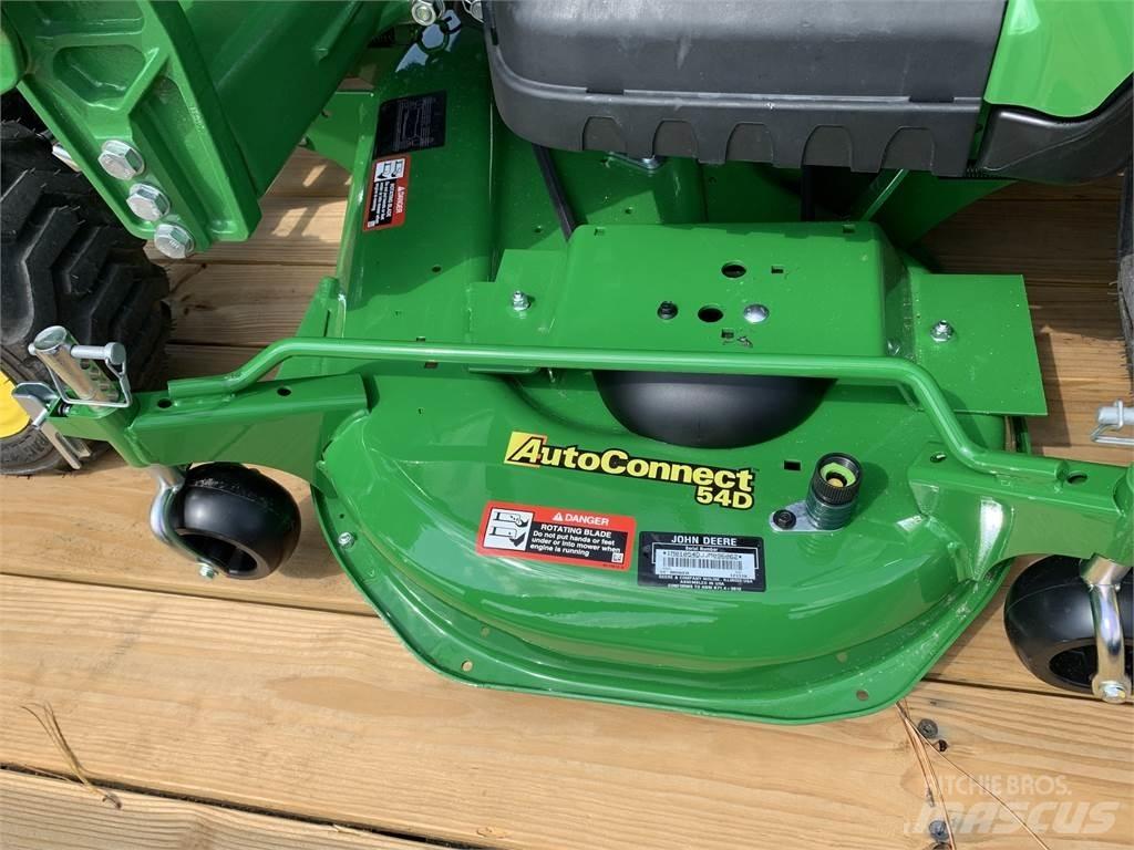 John Deere 1023E Компактни трактори