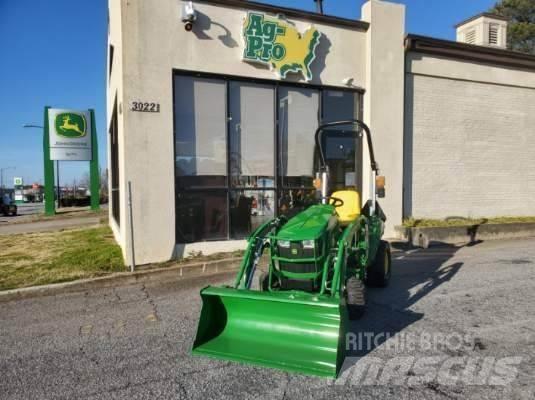 John Deere 1023E Компактни трактори
