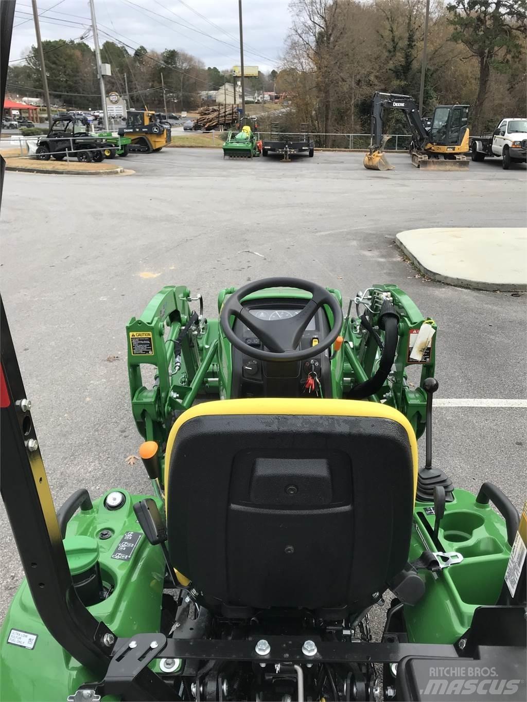 John Deere 1023E Компактни трактори