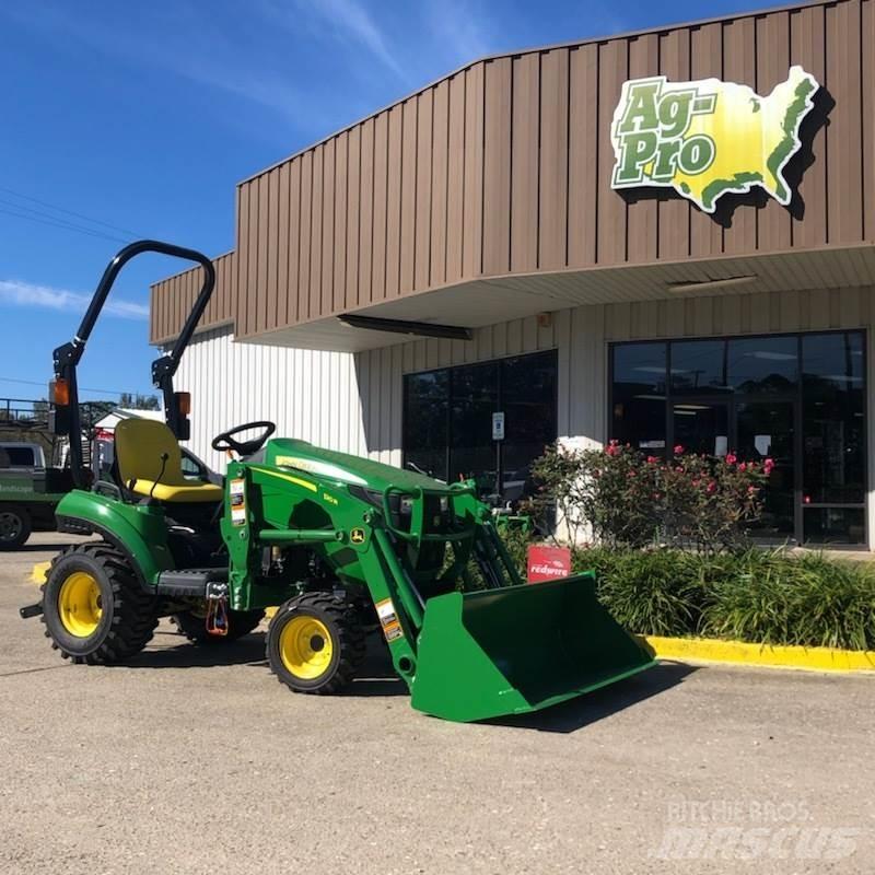 John Deere 1023E Компактни трактори