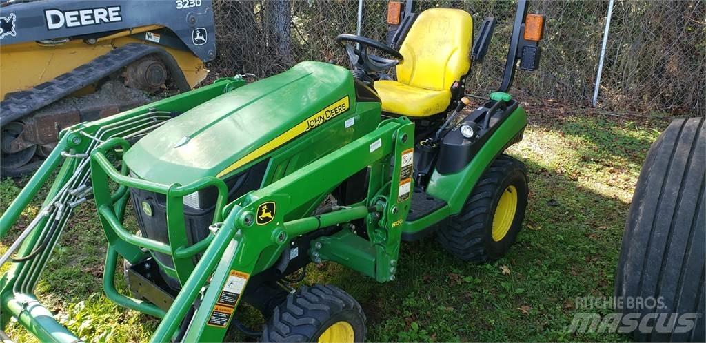 John Deere 1023E Компактни трактори