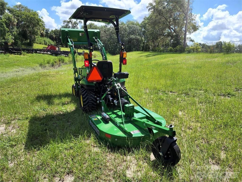 John Deere 1023E Компактни трактори