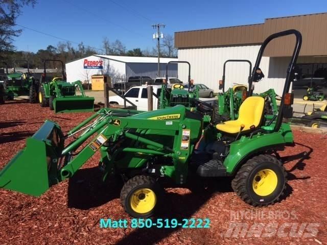 John Deere 1023E Компактни трактори