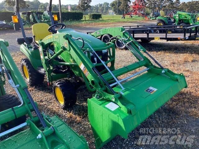 John Deere 1023E Компактни трактори