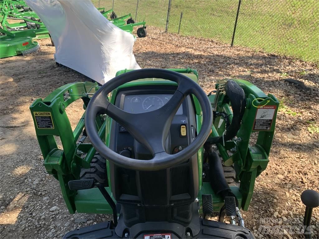 John Deere 1023E Компактни трактори