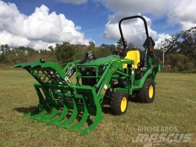 John Deere 1025R Компактни трактори