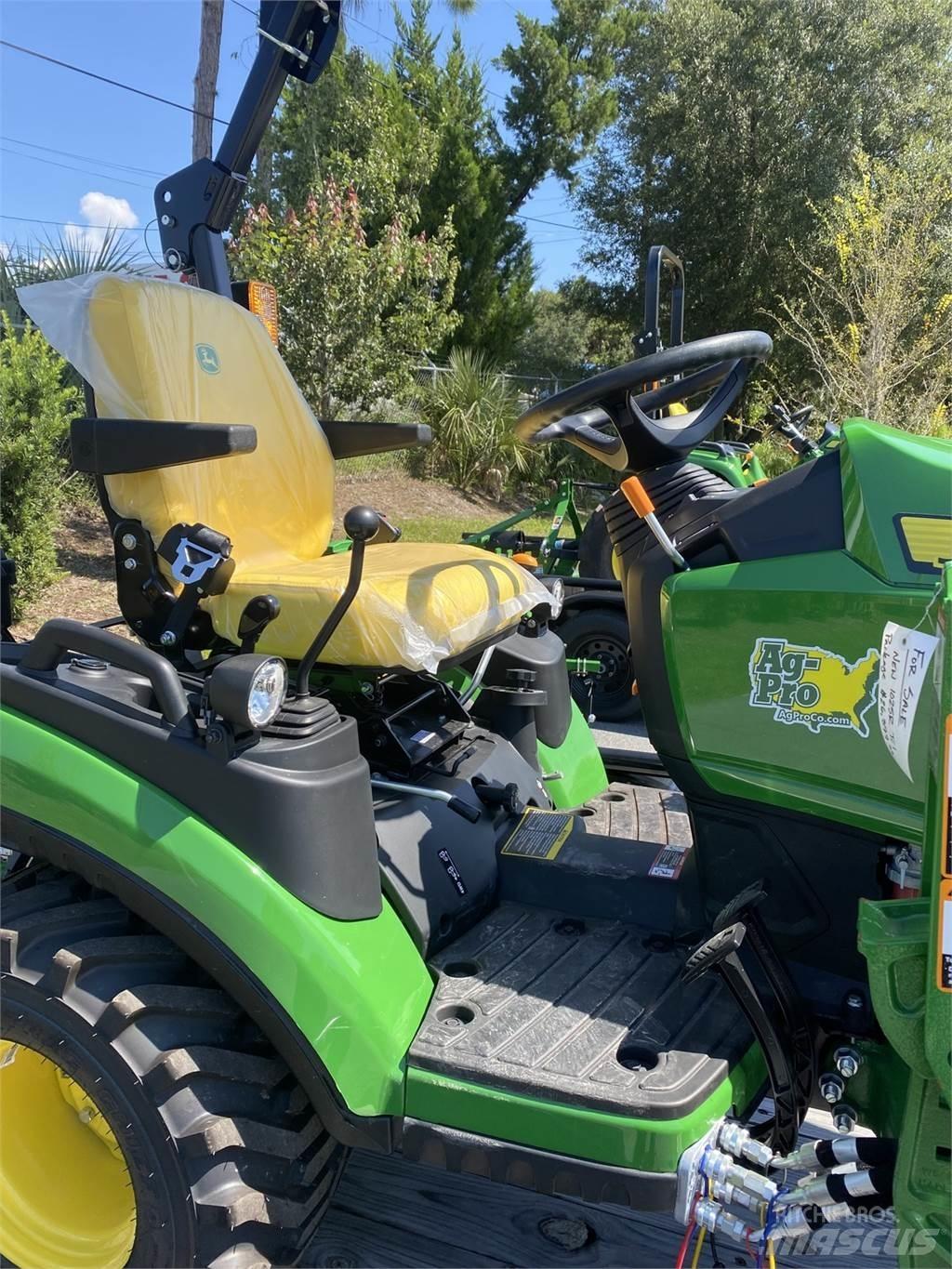 John Deere 1025R Компактни трактори