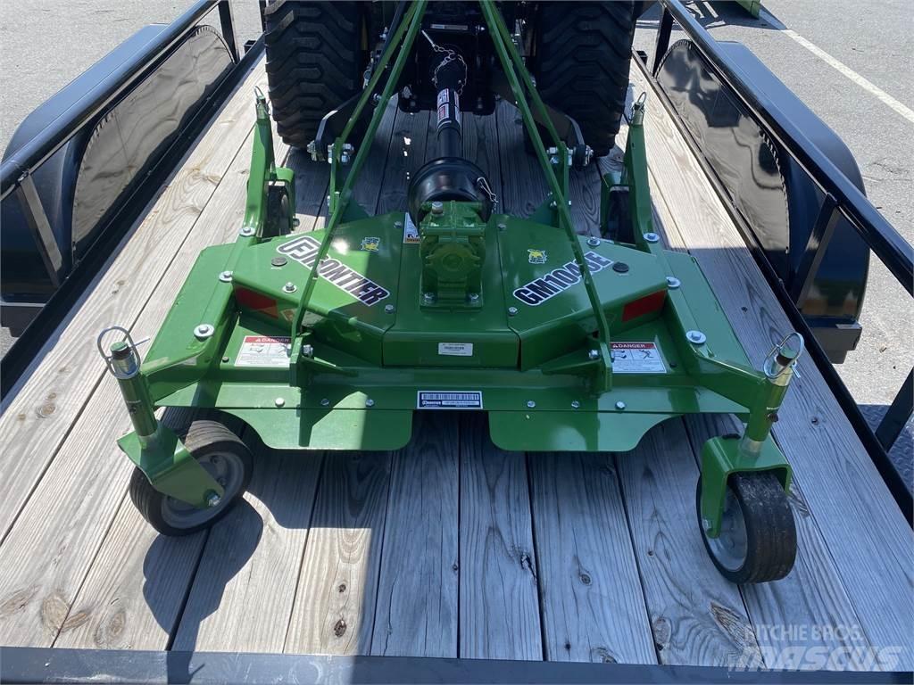 John Deere 1025R Компактни трактори
