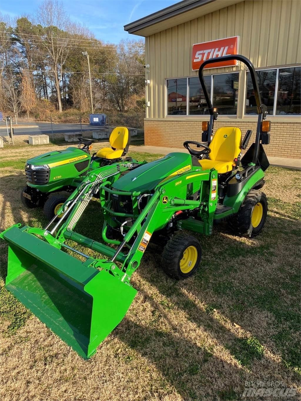 John Deere 1025R Компактни трактори