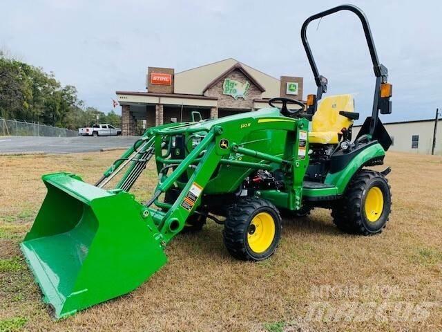 John Deere 1025R Компактни трактори