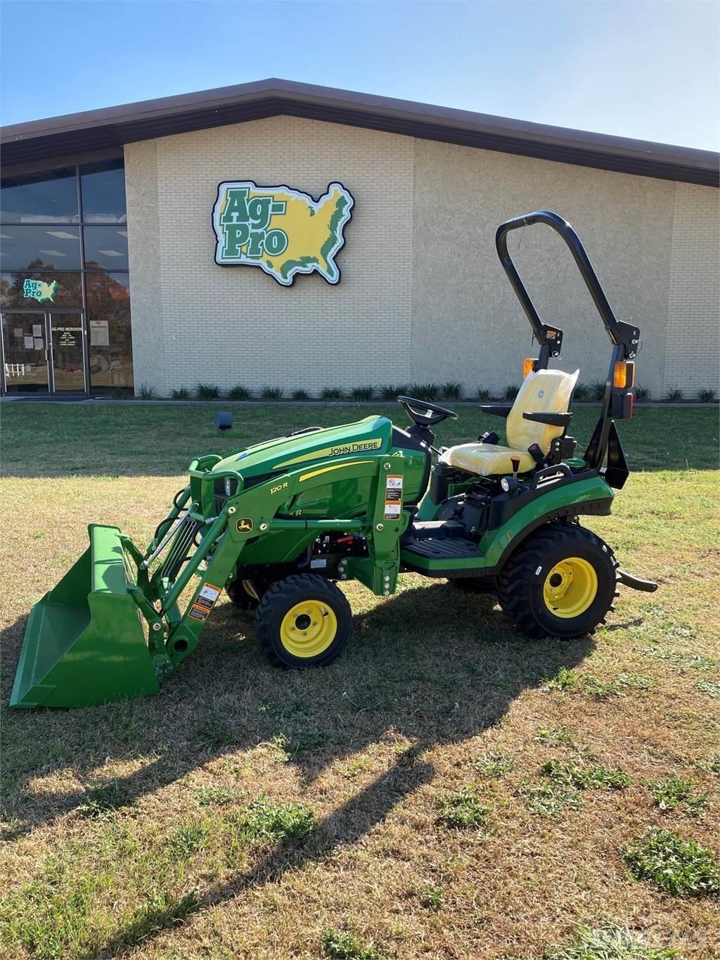 John Deere 1025R Компактни трактори