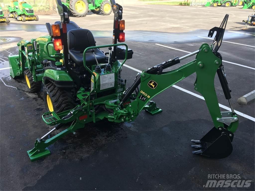 John Deere 1025R Компактни трактори