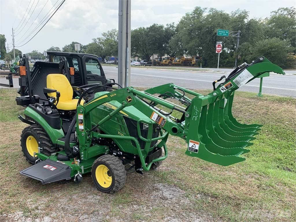John Deere 1025R Компактни трактори