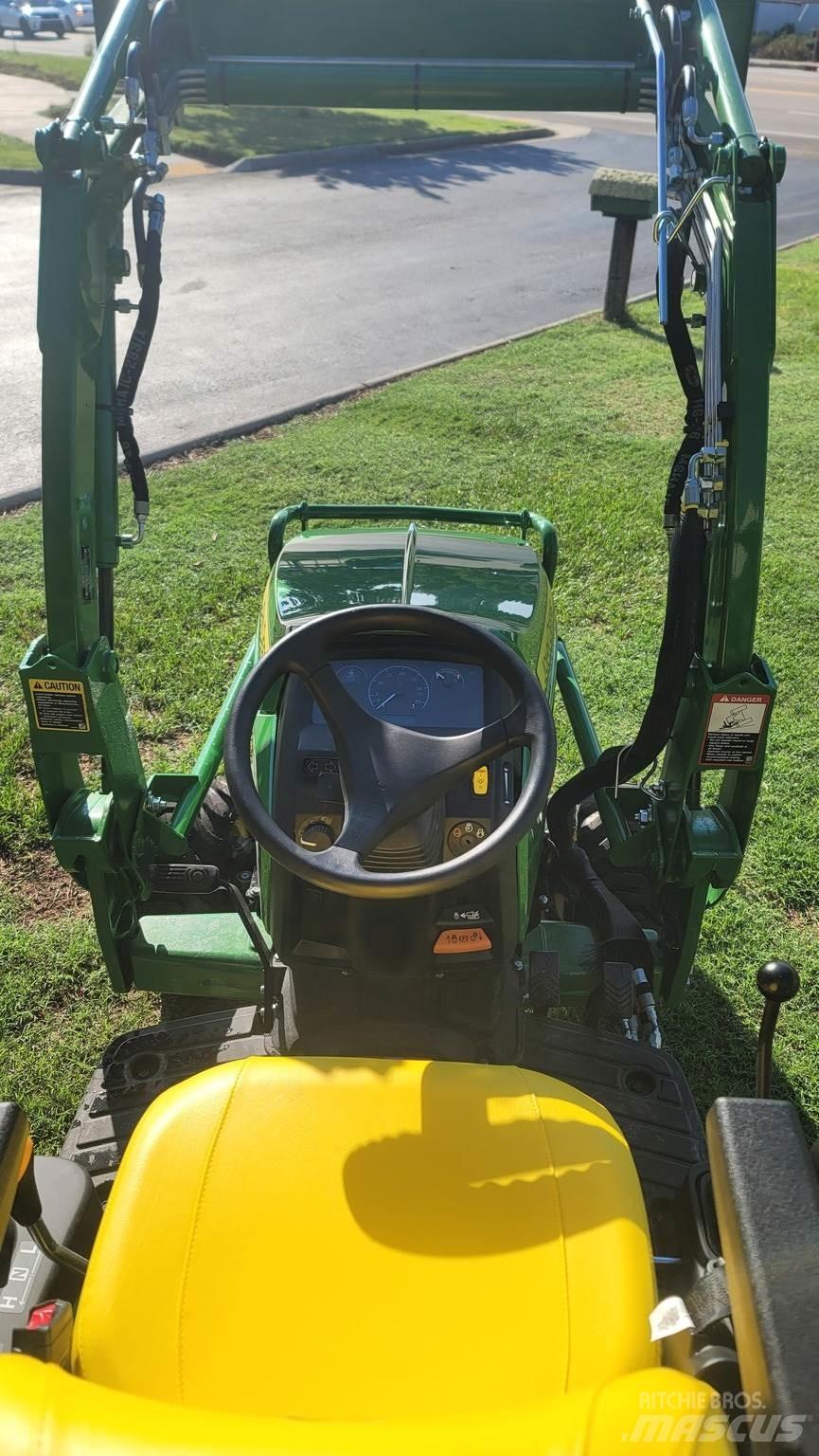 John Deere 1025R Компактни трактори