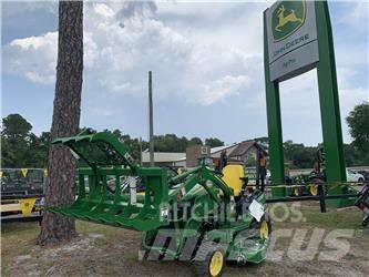 John Deere 1025R Компактни трактори