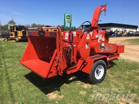 John Deere 1215 Мелници за пънове
