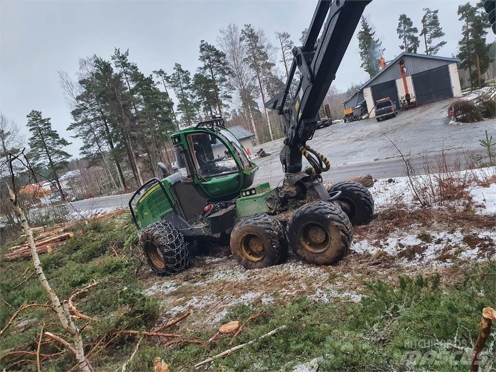 John Deere 1270G Харвестери