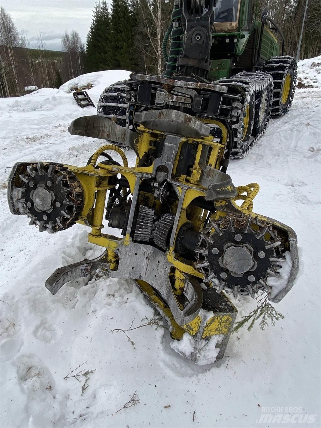 John Deere 1470G Харвестери