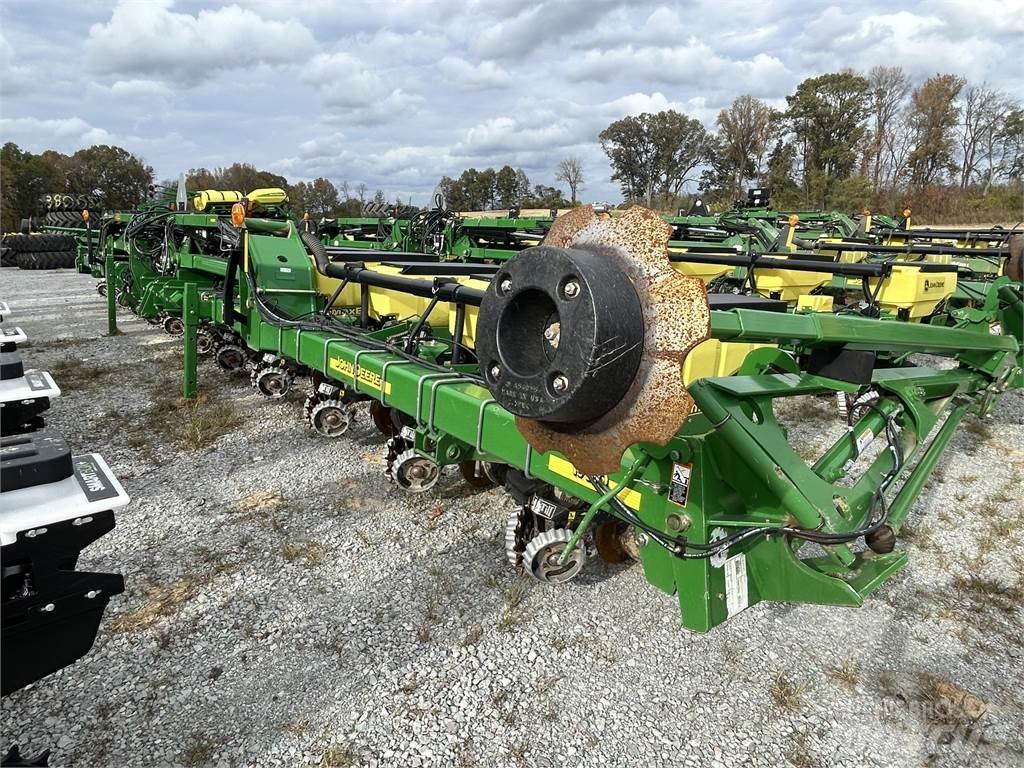 John Deere 1720 Сеялки