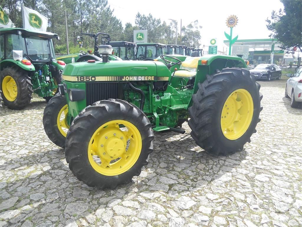 John Deere 1850 Трактори