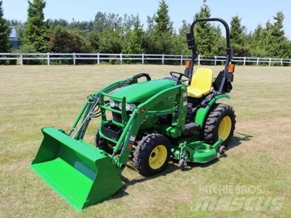 John Deere 2025R Компактни трактори