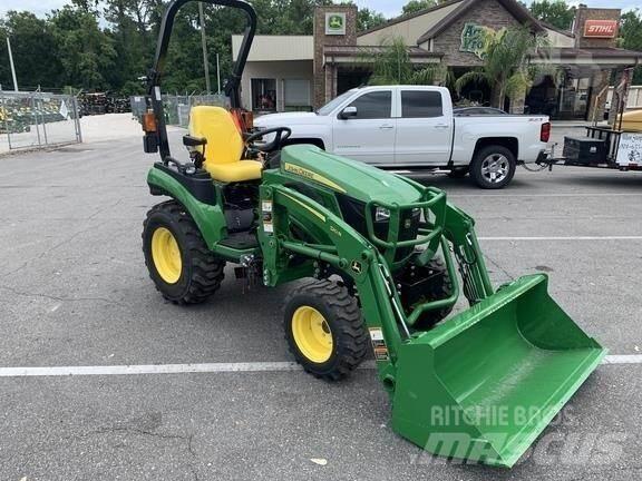 John Deere 2025R Компактни трактори