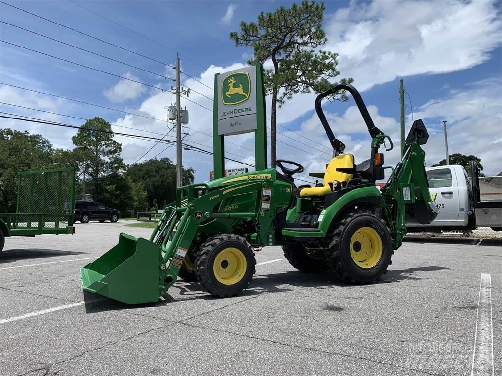 John Deere 2025R Компактни трактори