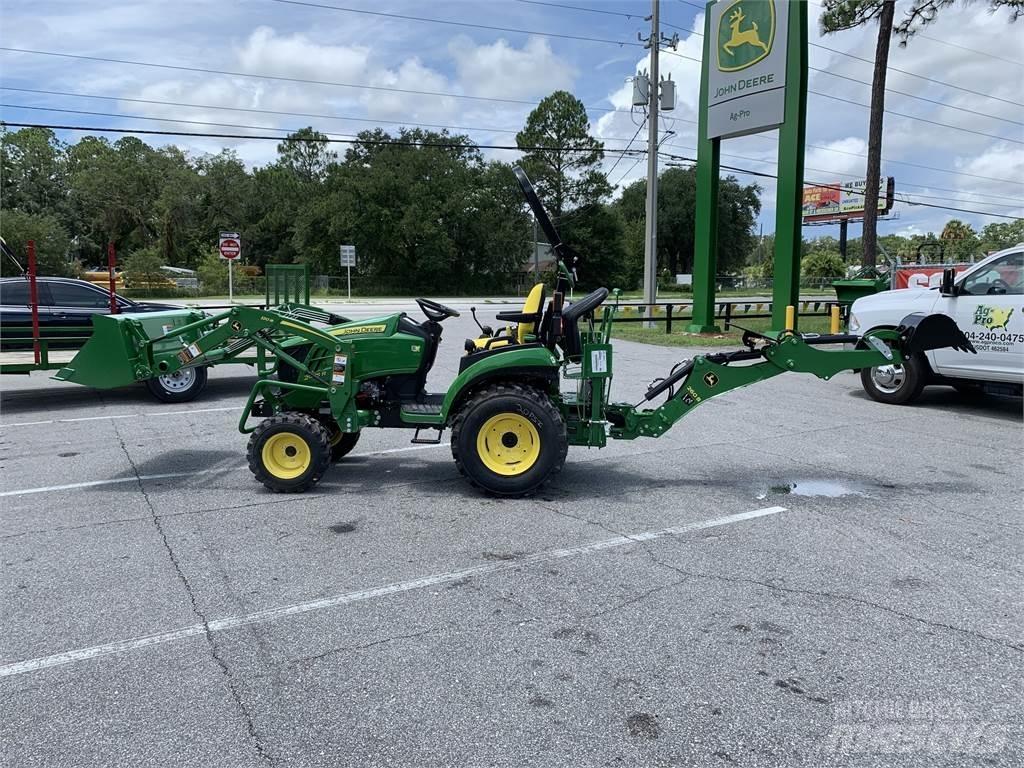John Deere 2025R Компактни трактори