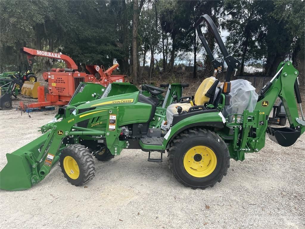 John Deere 2025R Компактни трактори
