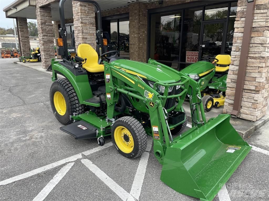 John Deere 2032R Компактни трактори