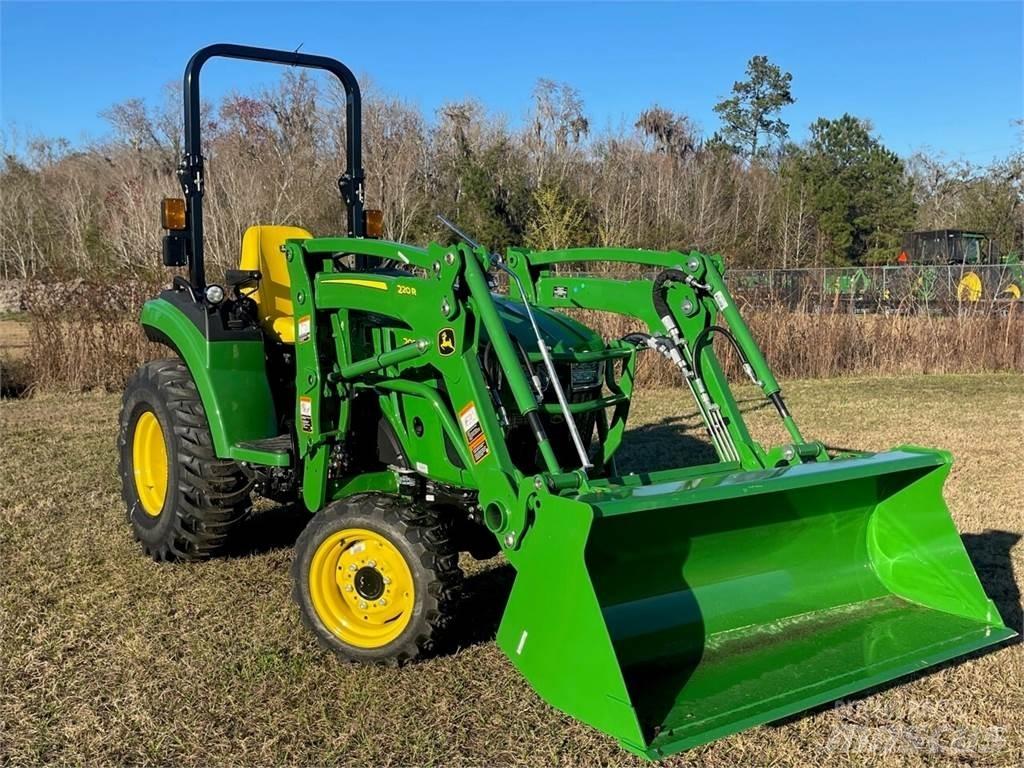 John Deere 2038R Компактни трактори