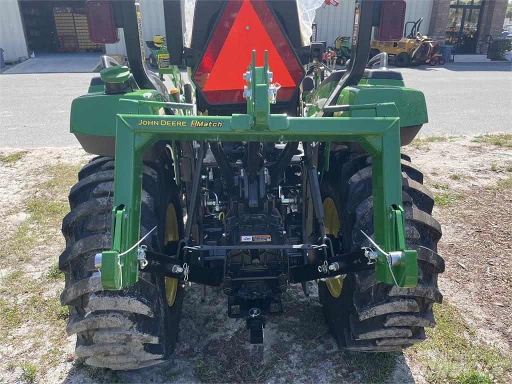 John Deere 2038R Компактни трактори