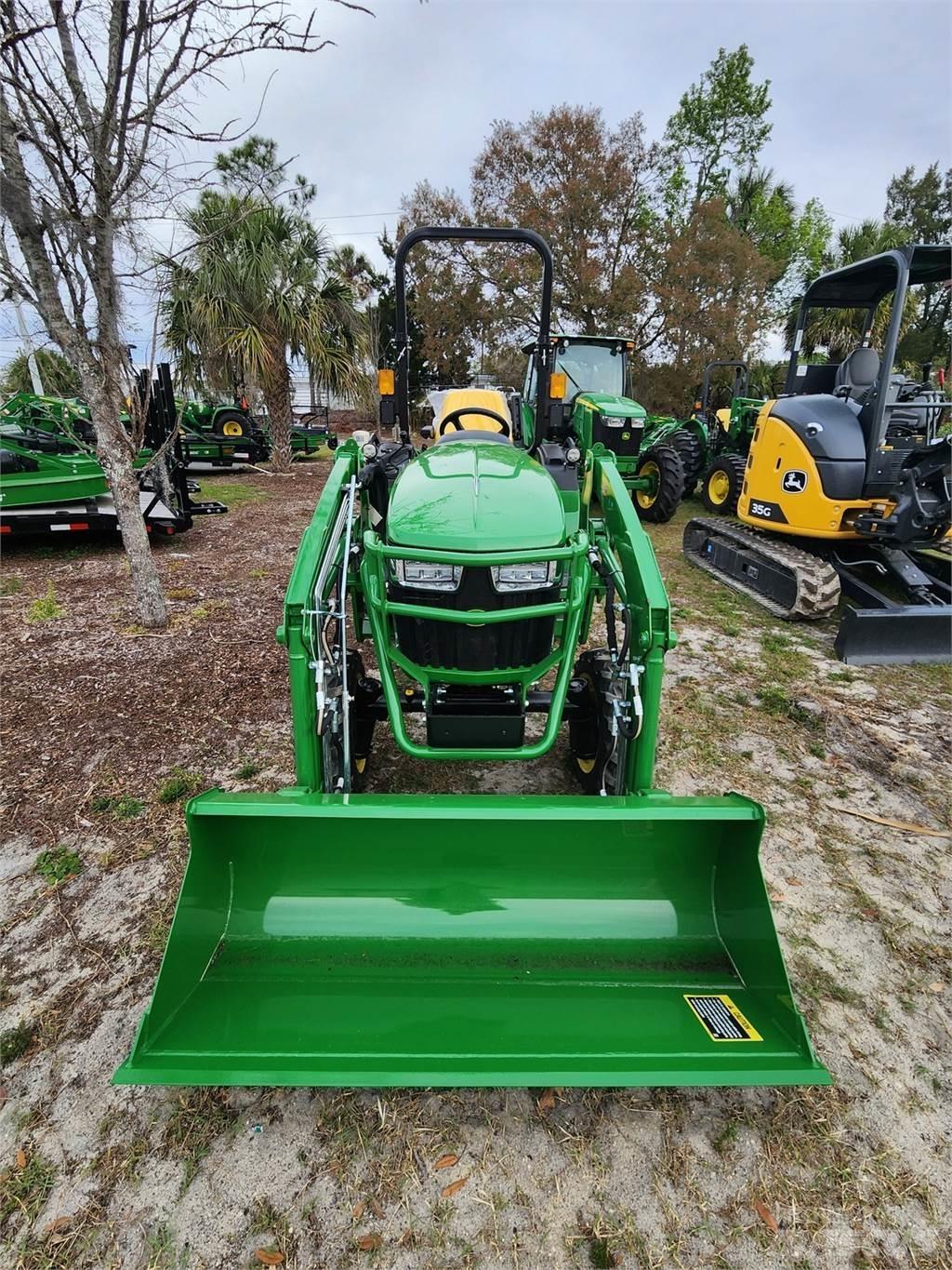 John Deere 2038R Компактни трактори