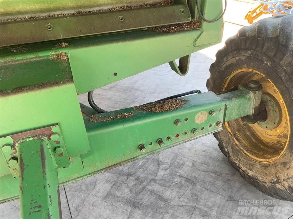John Deere 2258 Комбайни