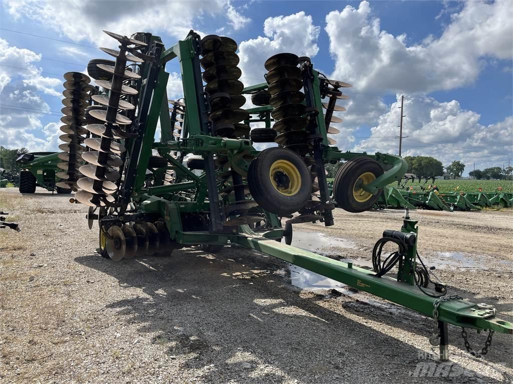 John Deere 2623 Дискови брани