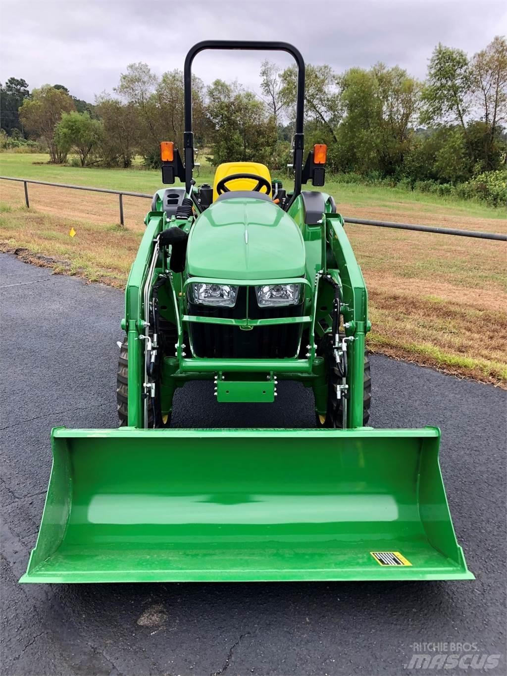 John Deere 3025D Компактни трактори