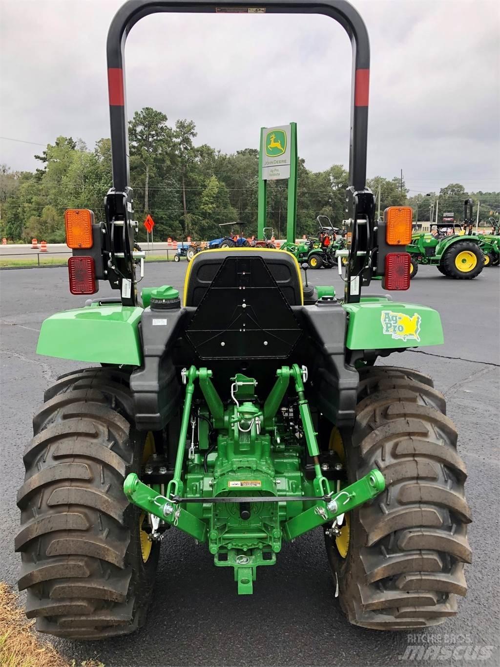 John Deere 3025D Компактни трактори
