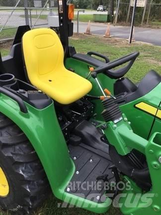 John Deere 3025E Компактни трактори
